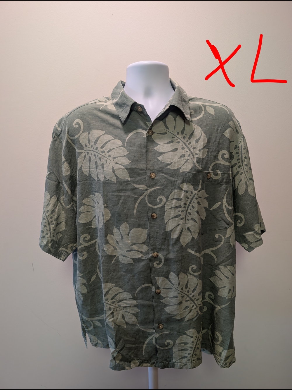 Men's Green Tropical Print Short-Sleeve Button-Down Shirt by